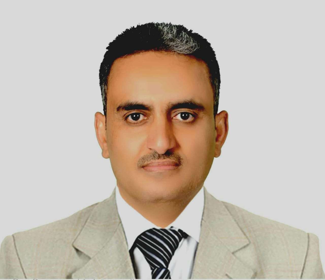 منير طاهر مؤسس أفضل شركة تدقيق لغوي في السعودية